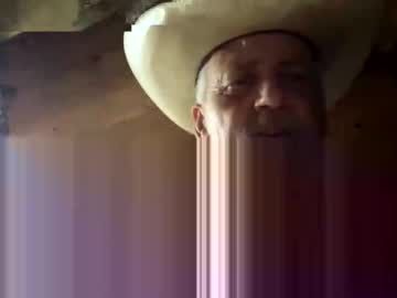 Hung34u Chaturbate stream image from May 25, 2026