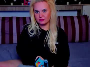 Alexalavibes Chaturbate stream image from May 25, 2026