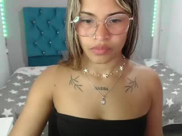 Miacumgirl Chaturbate stream image from May 25, 2026