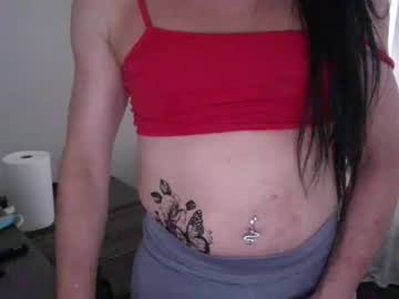 Tscarlahdez Chaturbate stream image from May 25, 2026