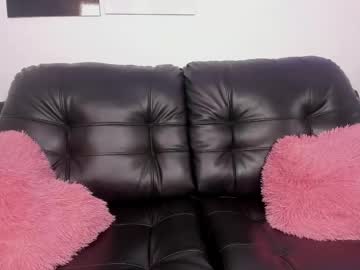 Emmaa_Luxxx Chaturbate stream image from May 25, 2026