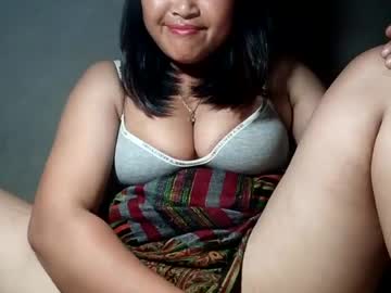 Halenka_00 Chaturbate stream image from May 25, 2026