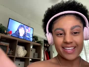 Madie_Rags1523 Chaturbate stream image from May 25, 2026