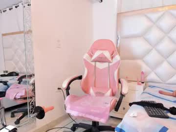 Michelleblair1 Chaturbate stream image from May 25, 2026