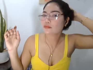 Irenarouton Chaturbate stream image from May 25, 2026