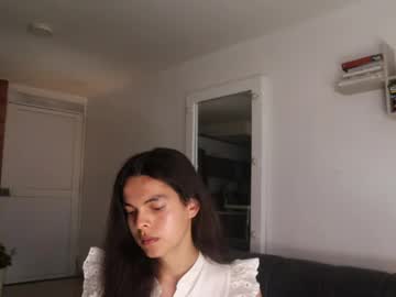 _Vahos Chaturbate stream image from May 25, 2026