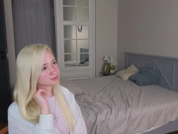 Mabie_Baby Chaturbate stream image from May 25, 2026