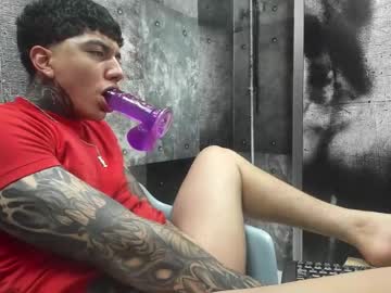 Gury_Tattoo Chaturbate stream image from May 25, 2026