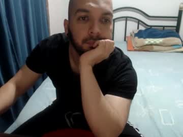 Iwanturarse Chaturbate stream image from May 25, 2026