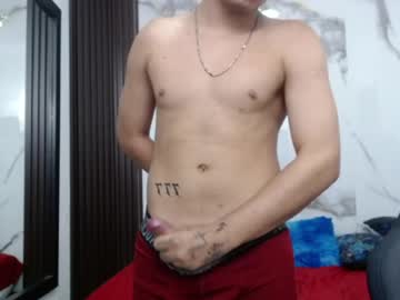 Luiyi_ Chaturbate stream image from May 25, 2026