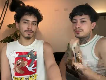Stevennavarro Chaturbate stream image from May 25, 2026