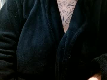 Vaholiver Chaturbate stream image from May 25, 2026