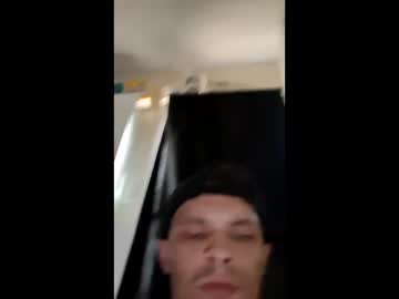 Willb2304 Chaturbate stream image from May 25, 2026