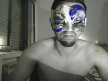 Enzoerotico Chaturbate stream image from May 25, 2026