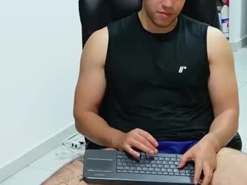 Camara110 Chaturbate stream image from May 26, 2026