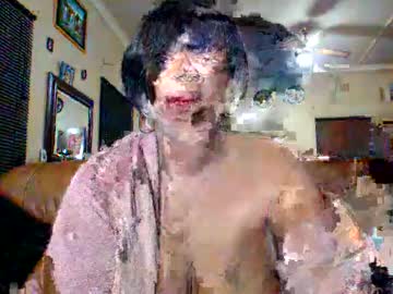 Gucci_Bx Chaturbate stream image from May 26, 2026