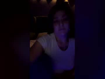 Aaronbellafucktv Chaturbate stream image from May 26, 2026