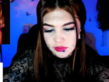 Zooee_01 Chaturbate stream image from May 26, 2026
