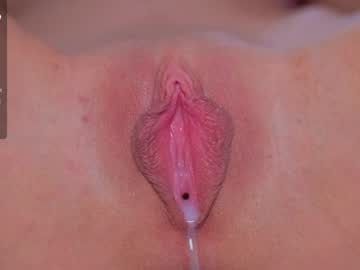 Vesia Chaturbate stream image from May 26, 2026