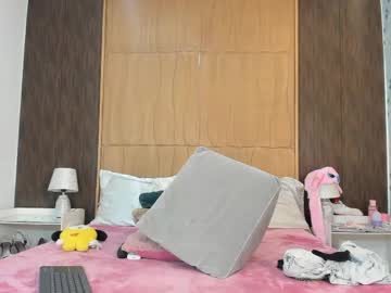 Alishoward Chaturbate stream image from May 26, 2026