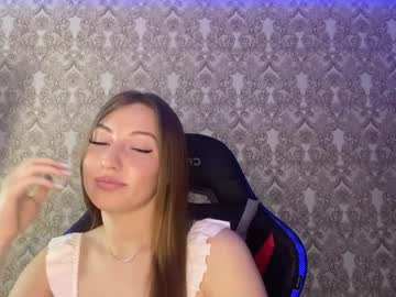 Monalandauer Chaturbate stream image from May 26, 2026