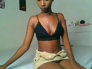 Pretty__Lisa Chaturbate stream image from May 26, 2026