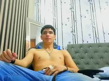 Axelsavage11 Chaturbate stream image from May 26, 2026
