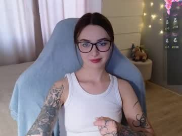 Kateleoo Chaturbate stream image from May 26, 2026