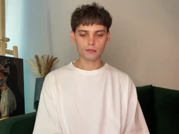 Oliverlawrence Chaturbate stream image from May 26, 2026