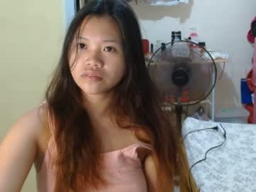Sexyreesebunny Chaturbate stream image from May 26, 2026