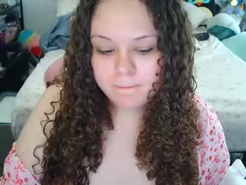 Yummyxtummy Chaturbate stream image from May 26, 2026