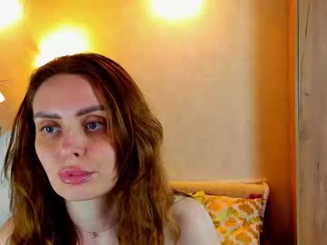 Gloria_Wood Chaturbate stream image from May 26, 2026