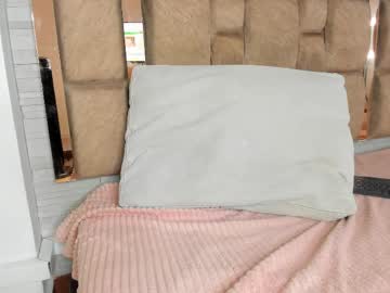 Lilian_Starfire Chaturbate stream image from May 26, 2026