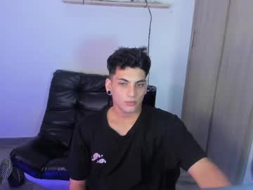 Luxrx Chaturbate stream image from May 26, 2026