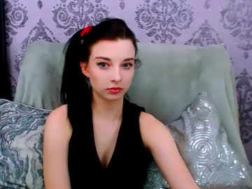 Virgiluna Chaturbate stream image from May 26, 2026