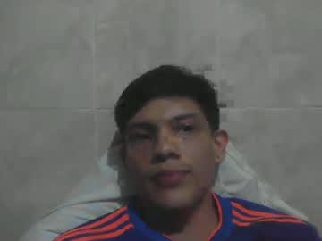Yorkyelfa Chaturbate stream image from May 27, 2026