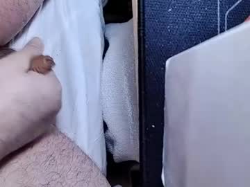 Small_1986 Chaturbate stream image from May 27, 2026