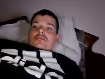Huntdog1221 Chaturbate stream image from May 27, 2026