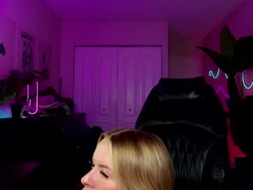 Oliviaowens Chaturbate stream image from May 27, 2026