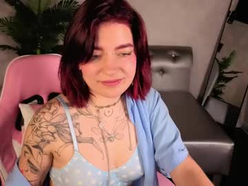 Nikki_Gringerr Chaturbate stream image from May 27, 2026