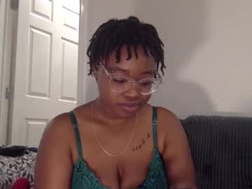 Luckyclover4444 Chaturbate stream image from May 27, 2026