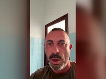 Javiercerrob Chaturbate stream image from May 27, 2026