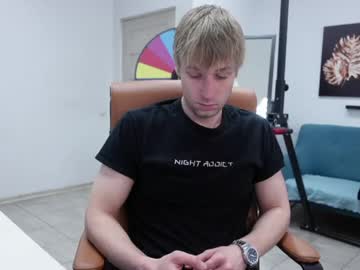 Richard_Hards Chaturbate stream image from May 27, 2026
