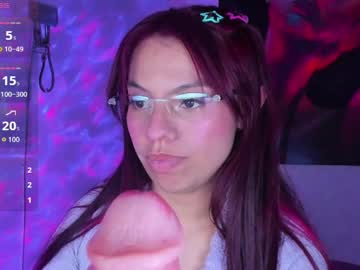 Emily_Rosinn Chaturbate stream image from May 27, 2026