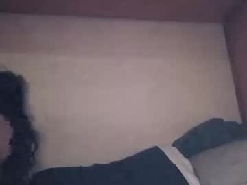 Yo8987 Chaturbate stream image from May 27, 2026