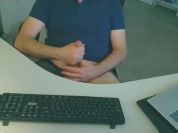 Cold_Eyes_86 Chaturbate stream image from May 27, 2026