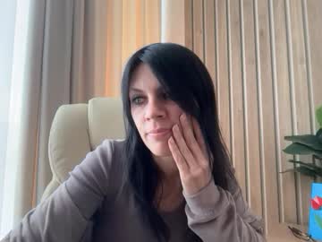 Injaathome Chaturbate stream image from May 27, 2026