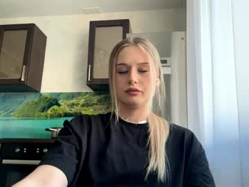 Merrileesmoldt Chaturbate stream image from May 27, 2026