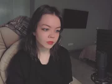 Quietluxury Chaturbate stream image from May 27, 2026