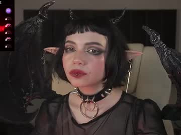 Outfitobsession Chaturbate stream image from May 27, 2026